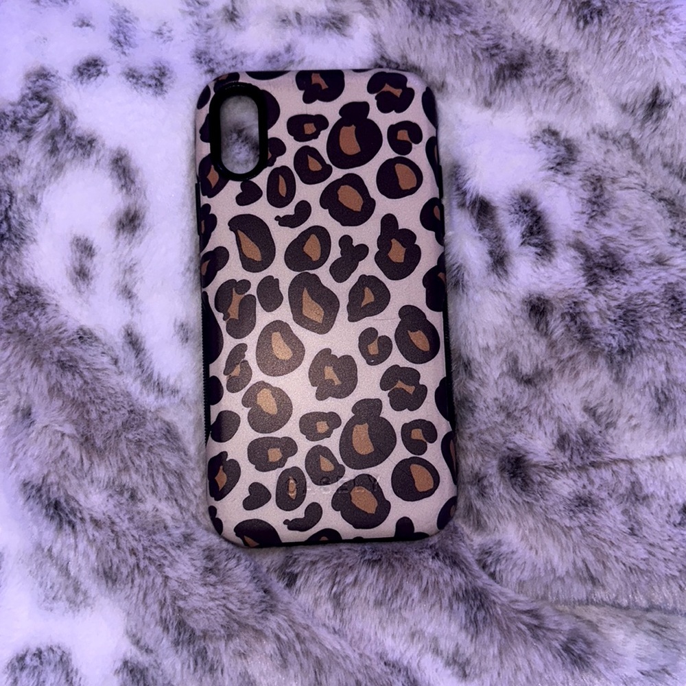 Casley Cheetah Print Iphone Xr Case.